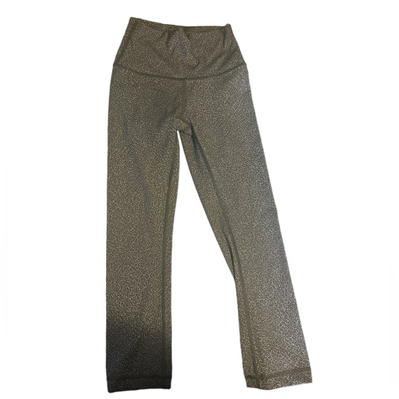 Lululemon Wunder Under Crop (Hi-Rise) (21") Ripple Jacquard Black White 2 EUC - Picture 3 of 5